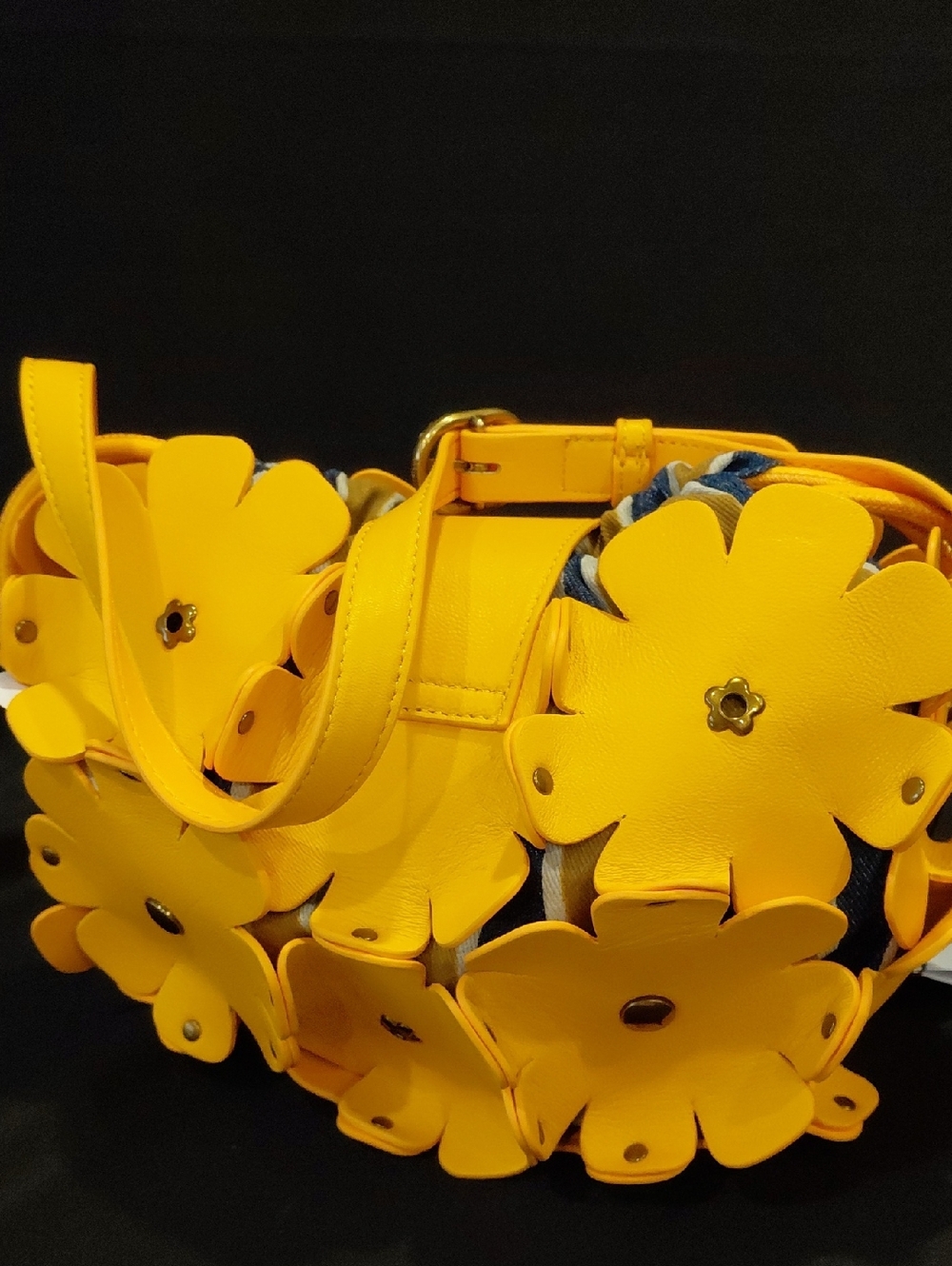 KURT GEIGER LONDON Chelsea Flowers Bag - Picture 5 of 16